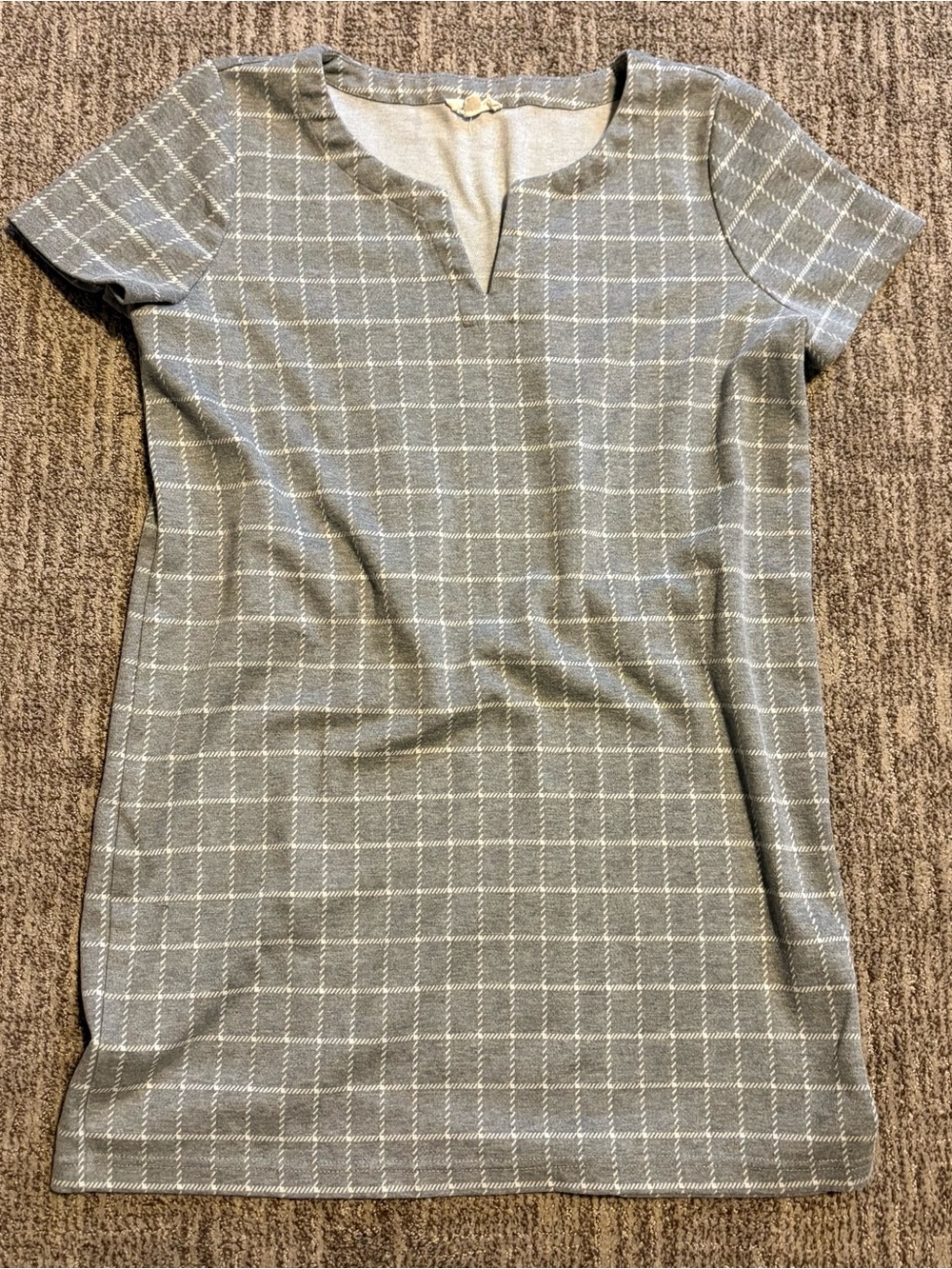 June and Delancey women’s gray plaid short sleeve midi dress size Large